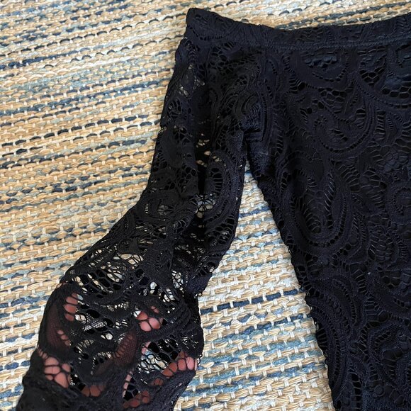 Black Lace Cocktail Dress - Small - Picture 3 of 11